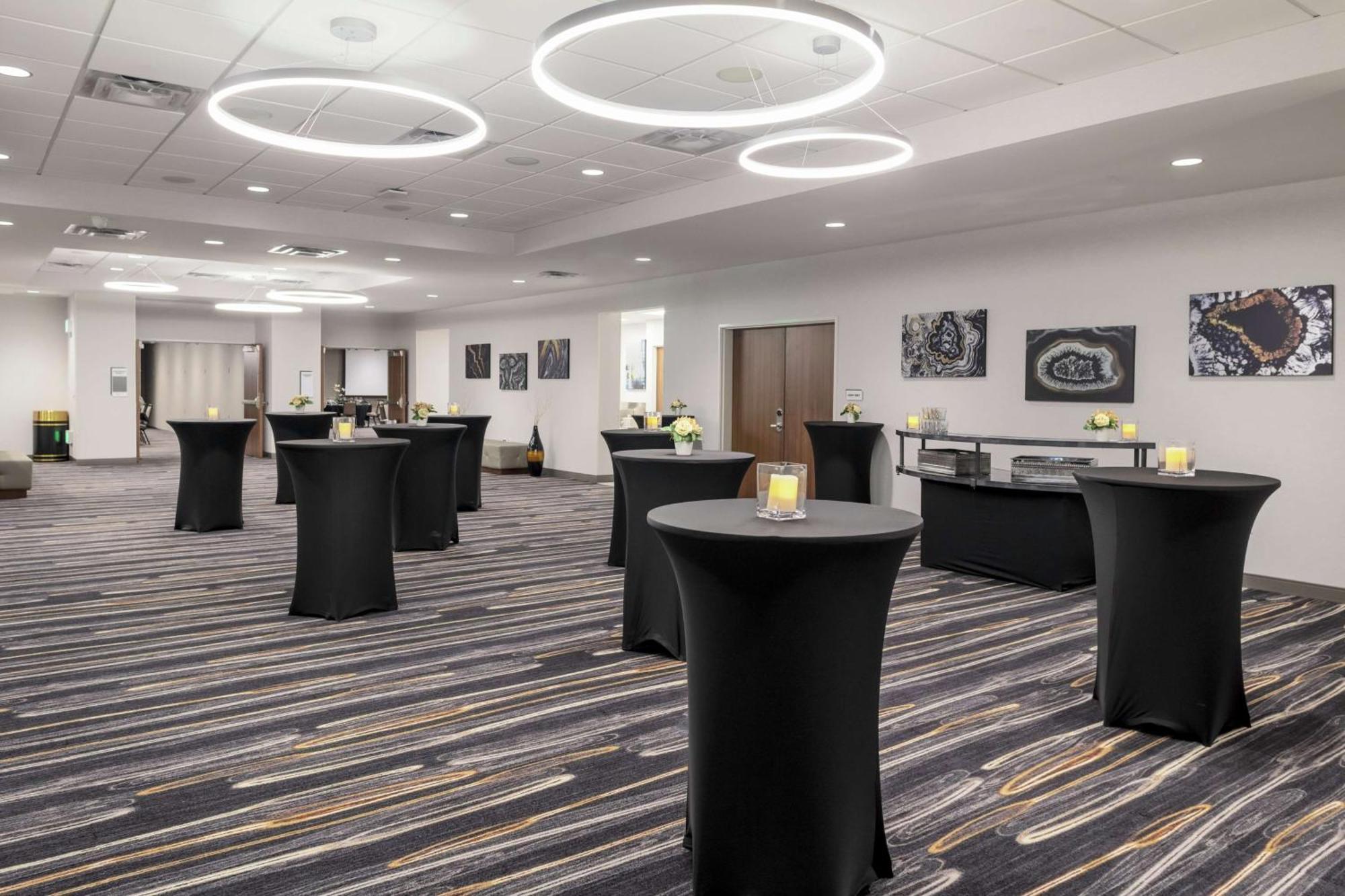 Hilton Garden Inn Denver/Thornton Exterior photo