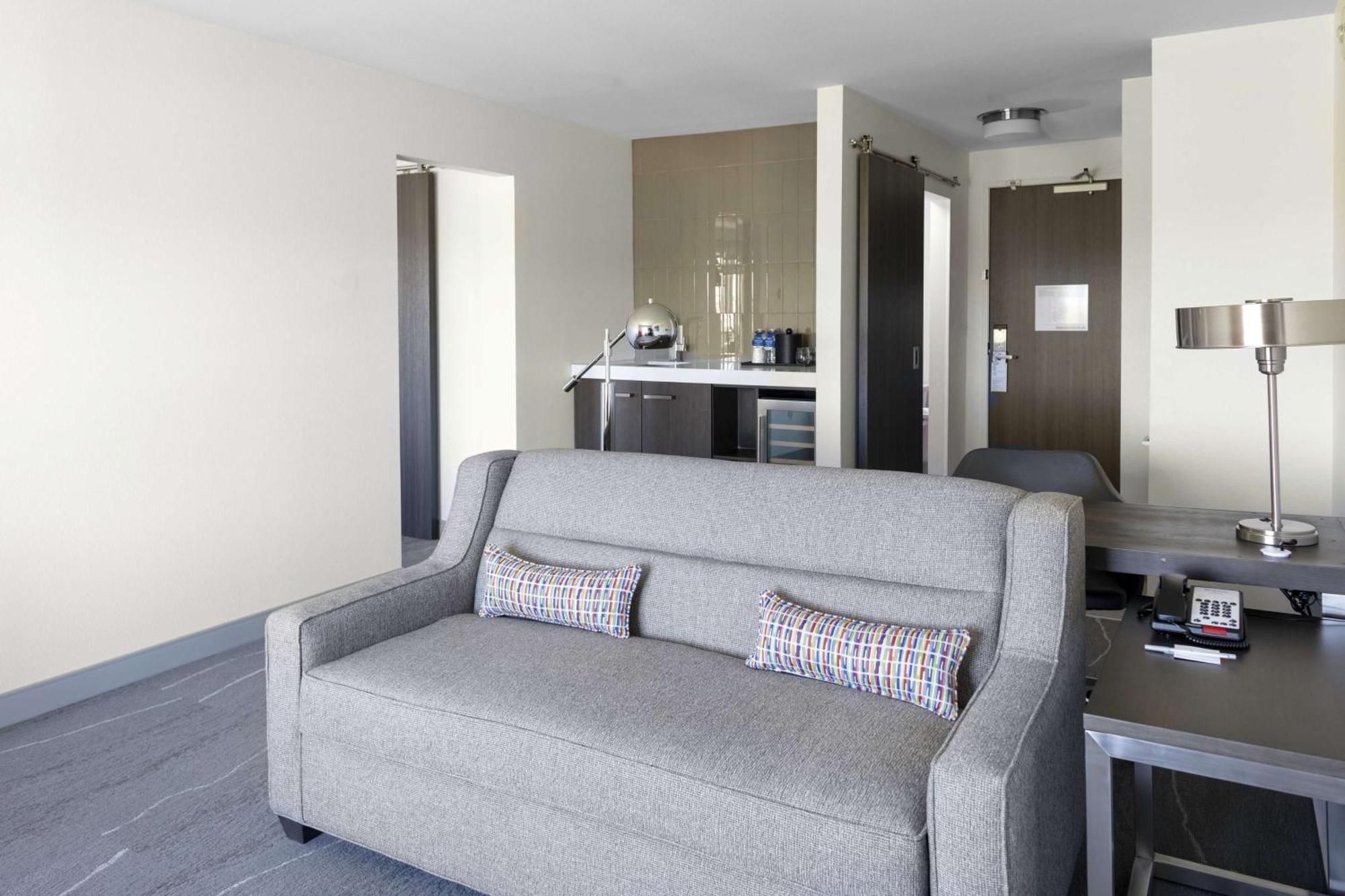 Hilton Garden Inn Denver/Thornton Exterior photo